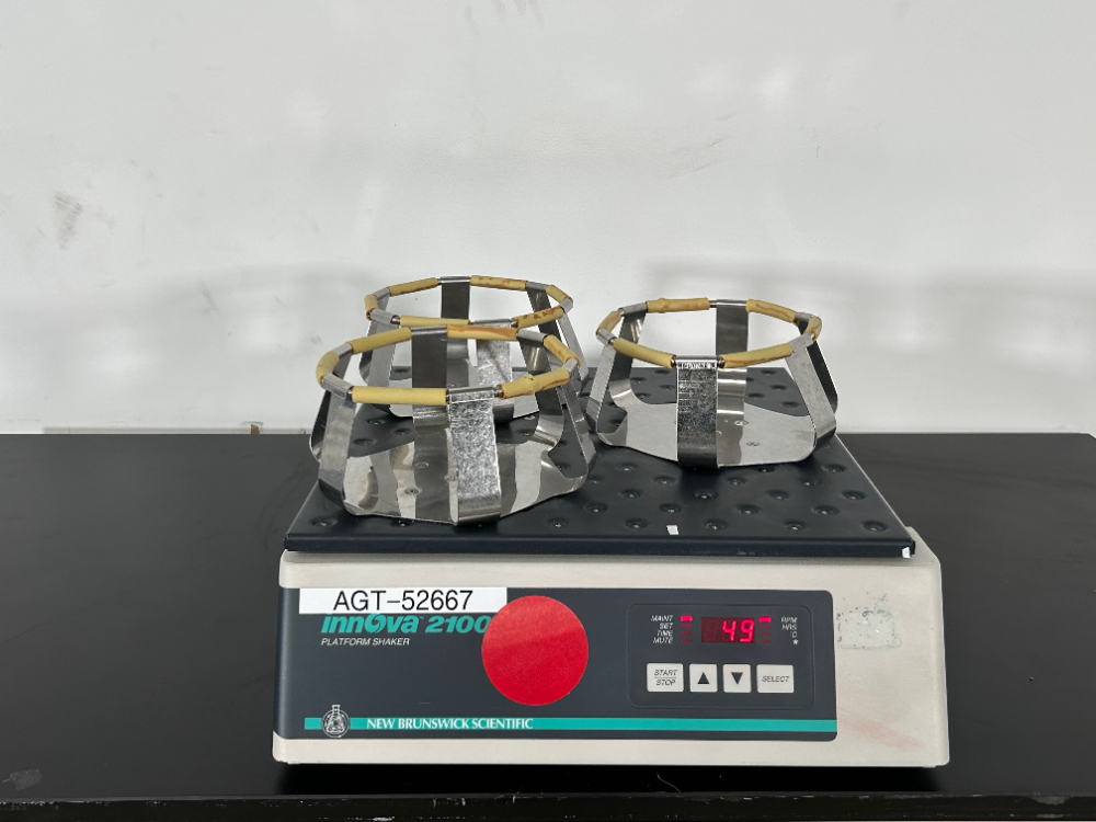 Image of New Brunswick Innova 2100 Platform Shaker